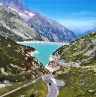 下载九游app-探索九游APP，游戏爱好者的一站式娱乐平台